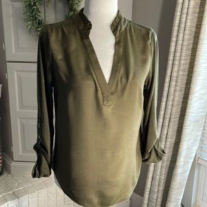 Anthropologie Cute olive green , Boston terrier, 3/4 sleeve blouse.
